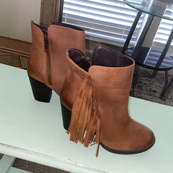 Steve Madden fringe Booties - Picture 2 of 5